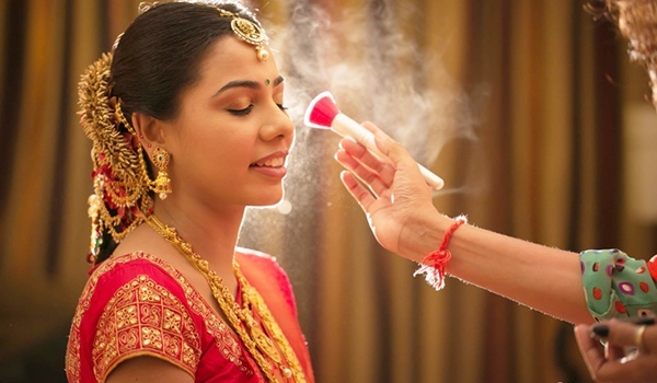 famous bridal makeup artist maharashtra