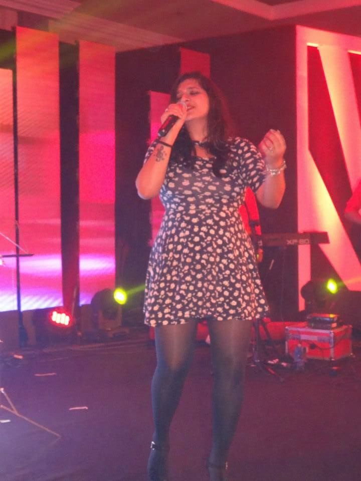 female singer maharashtra