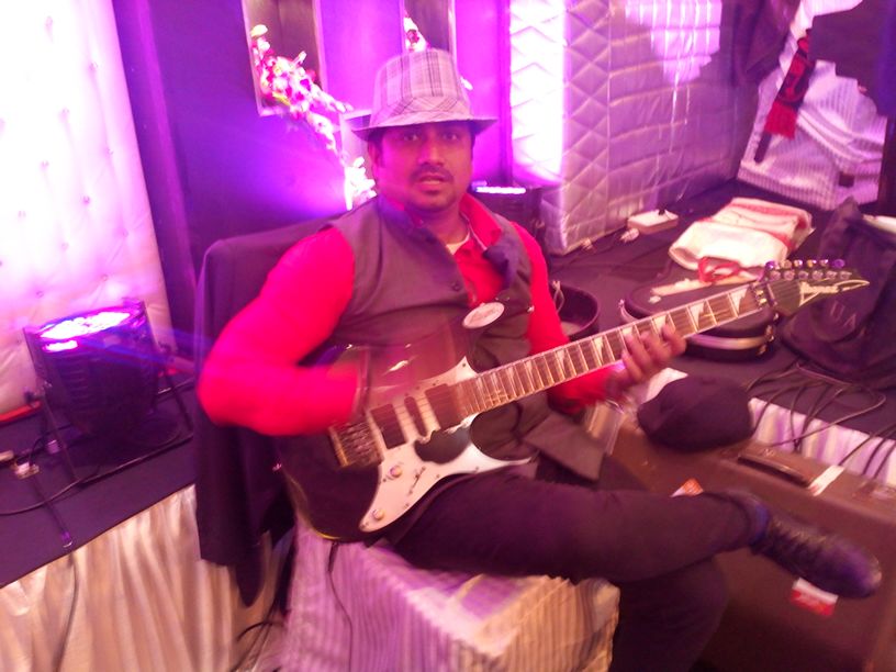 indian guitar players maharashtra