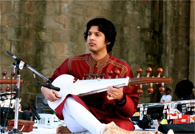 sarod players maharashtra