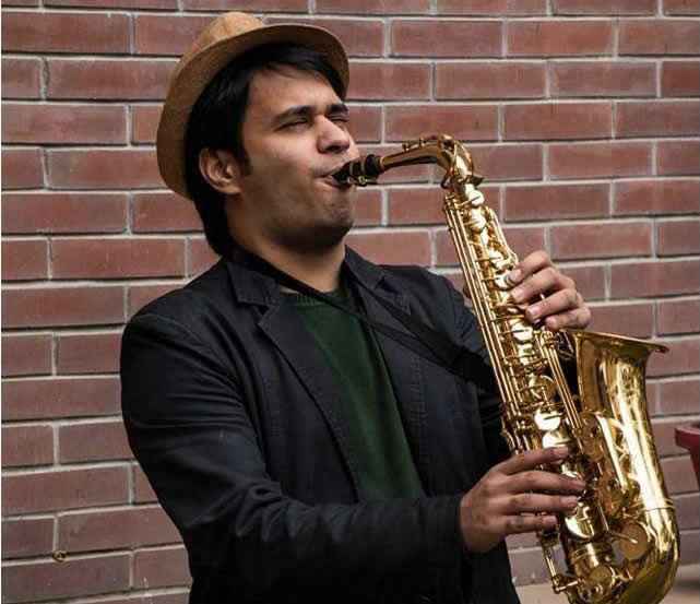 saxophone players maharashtra