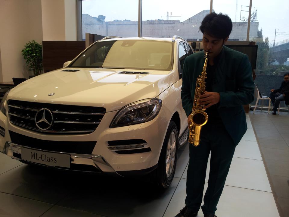 best saxophone artist maharashtra